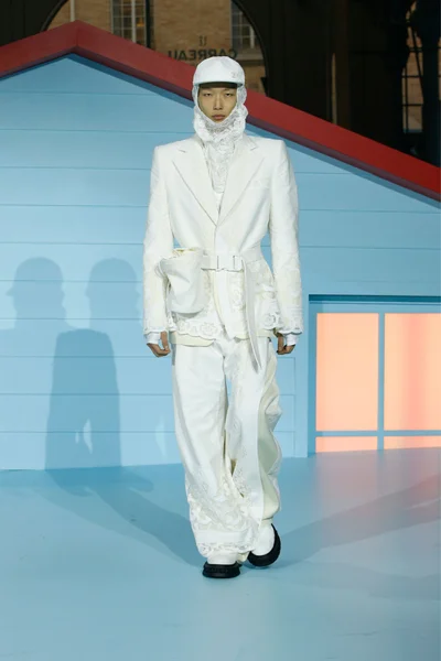 Look 55